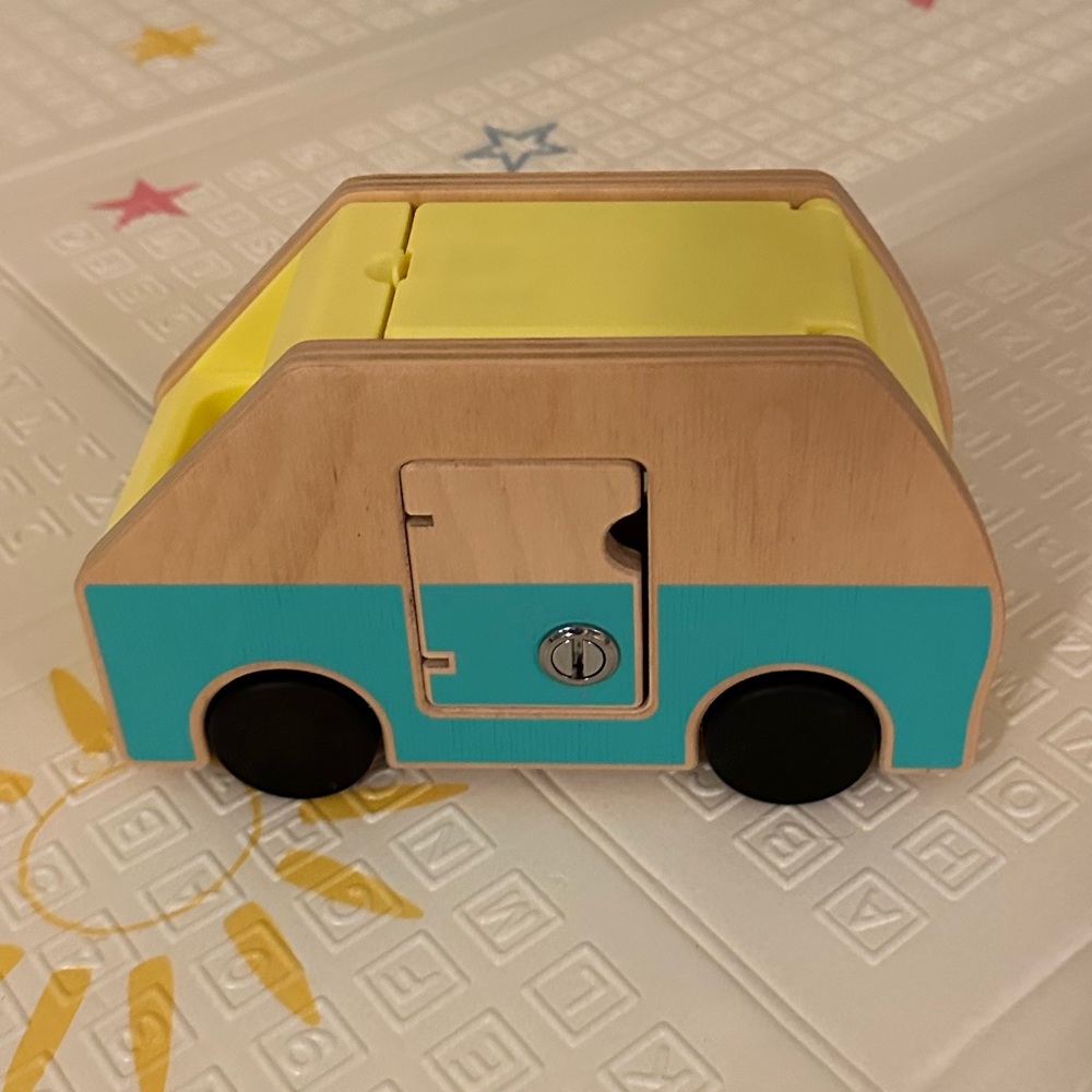 Lovevery Wooden Camper